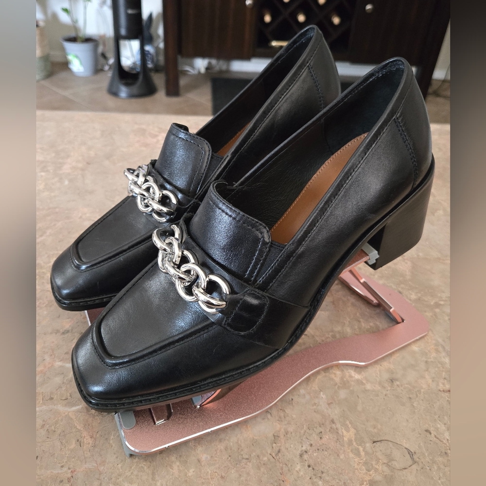 Donald J. Pliner Black Leather Loafers with Silver Chain  Size: 9.5